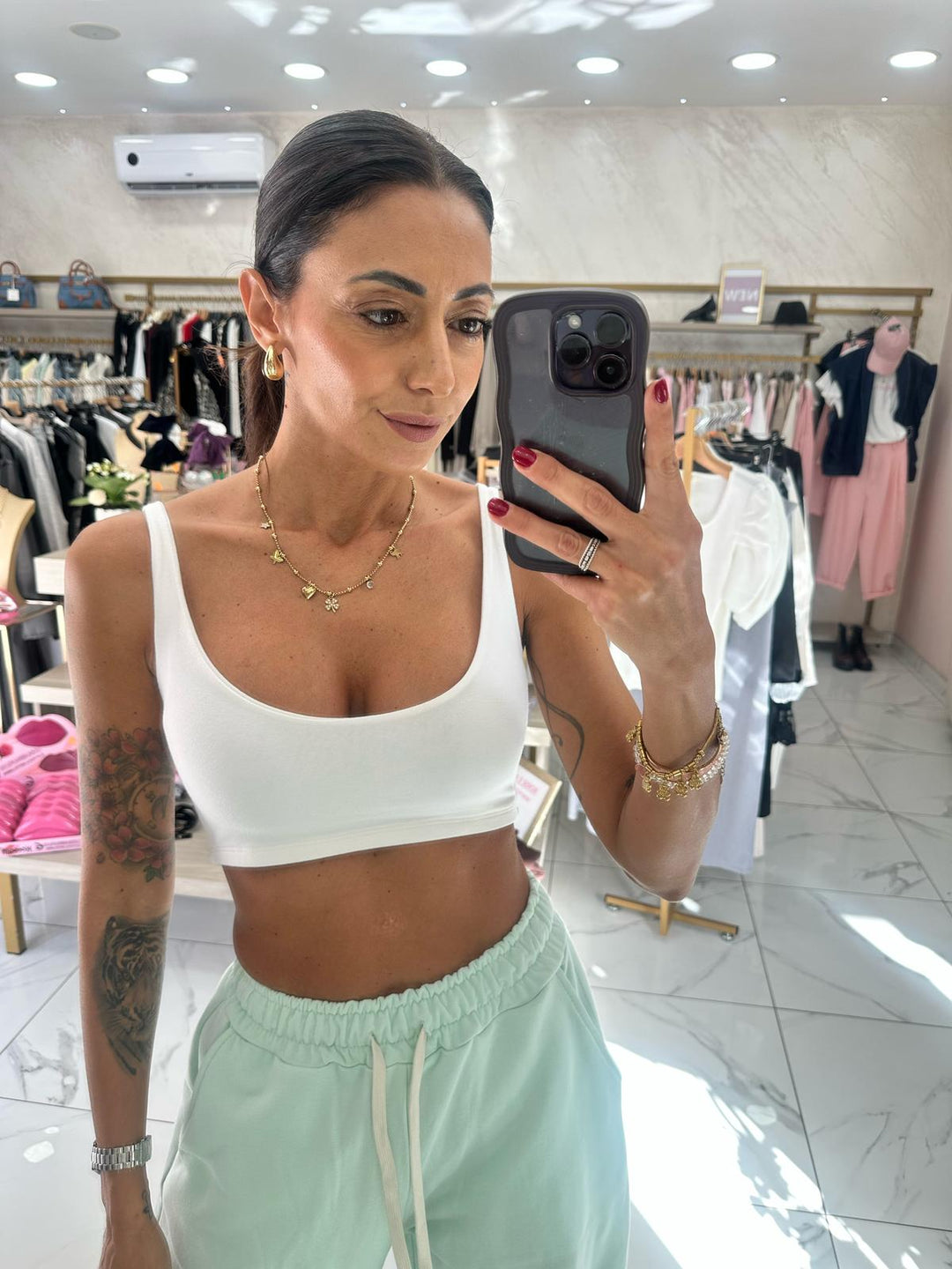 933 Top Erika