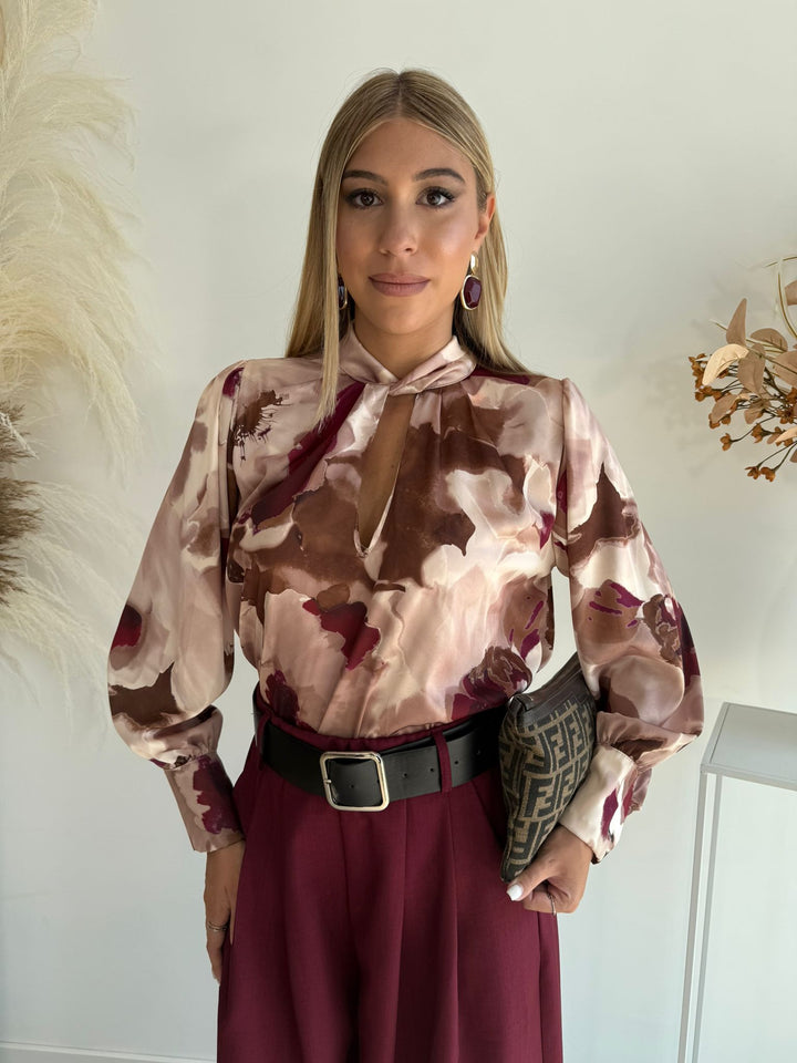 890 Camicia Fantasy fiocco collo