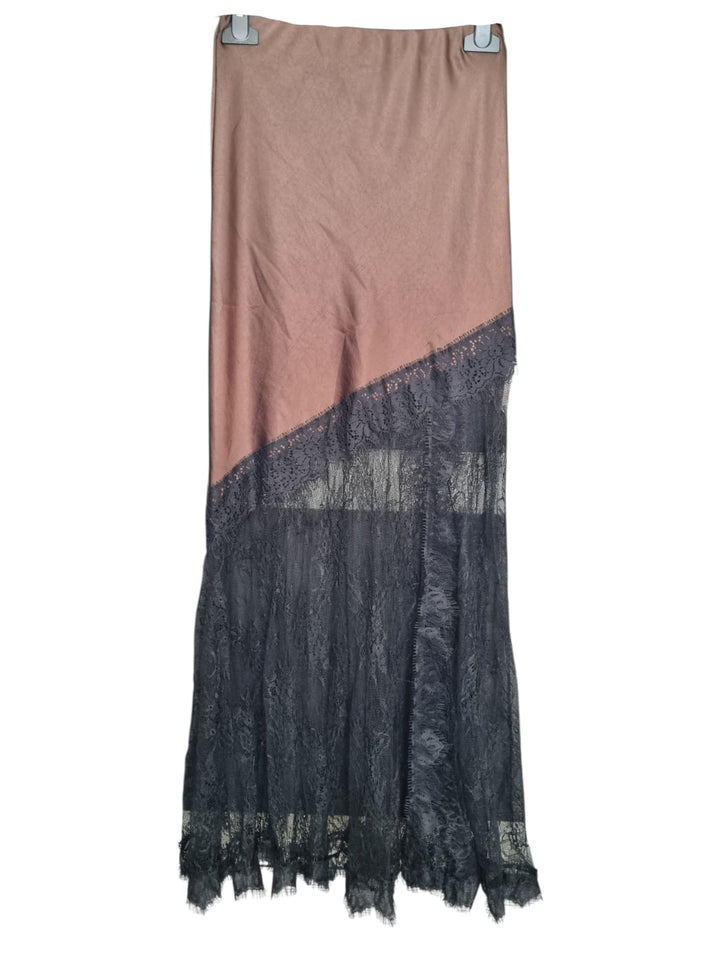 138 Gonna raso e pizzo Paranormal