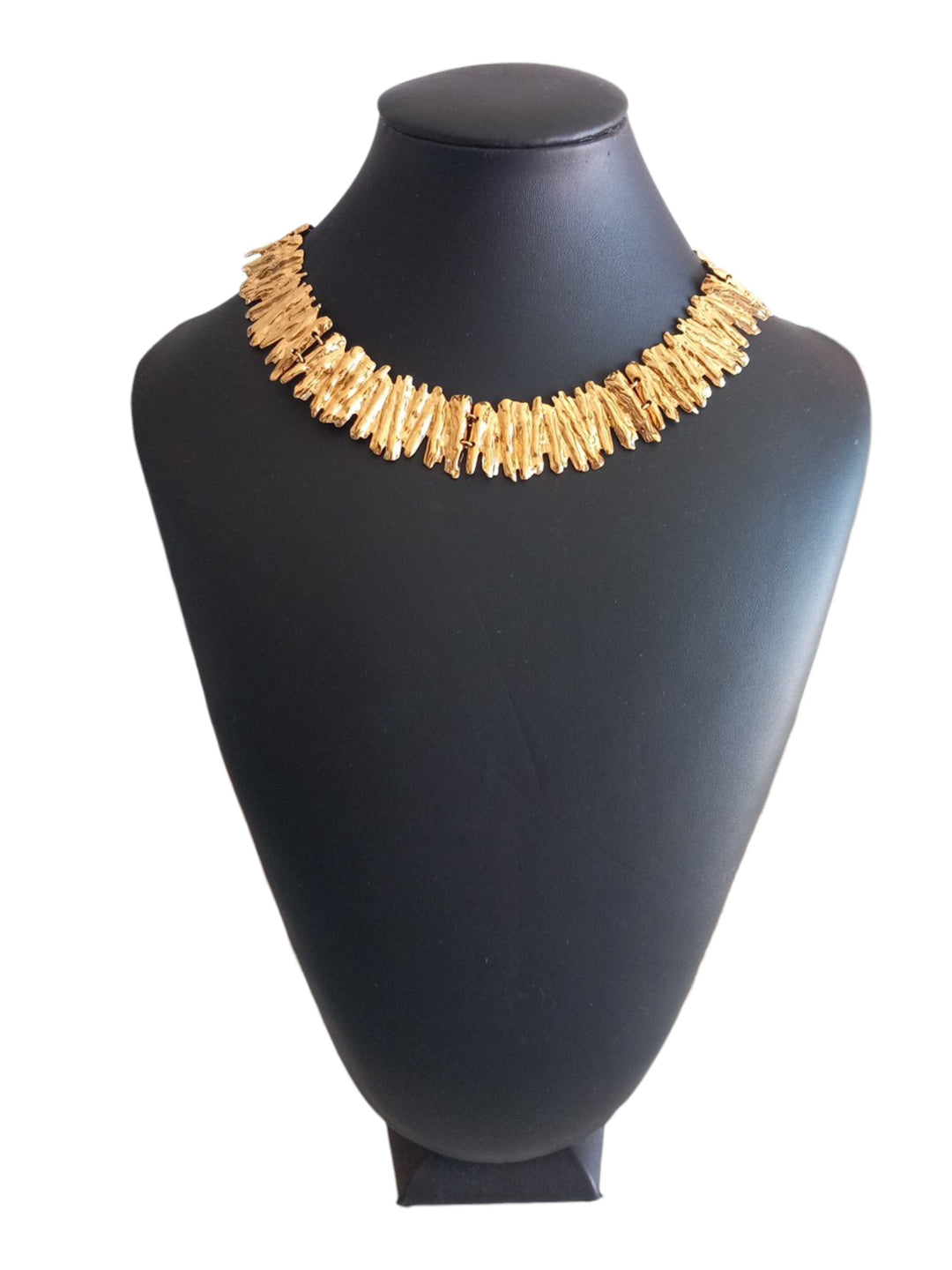 995 Collana rigida