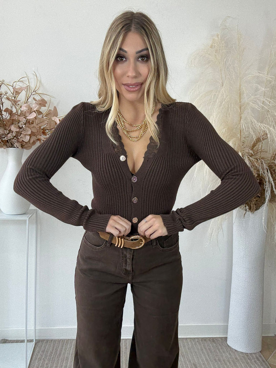 273 Maglia a costine con bottoni