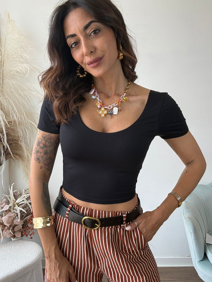 109 Maglia crop Ania